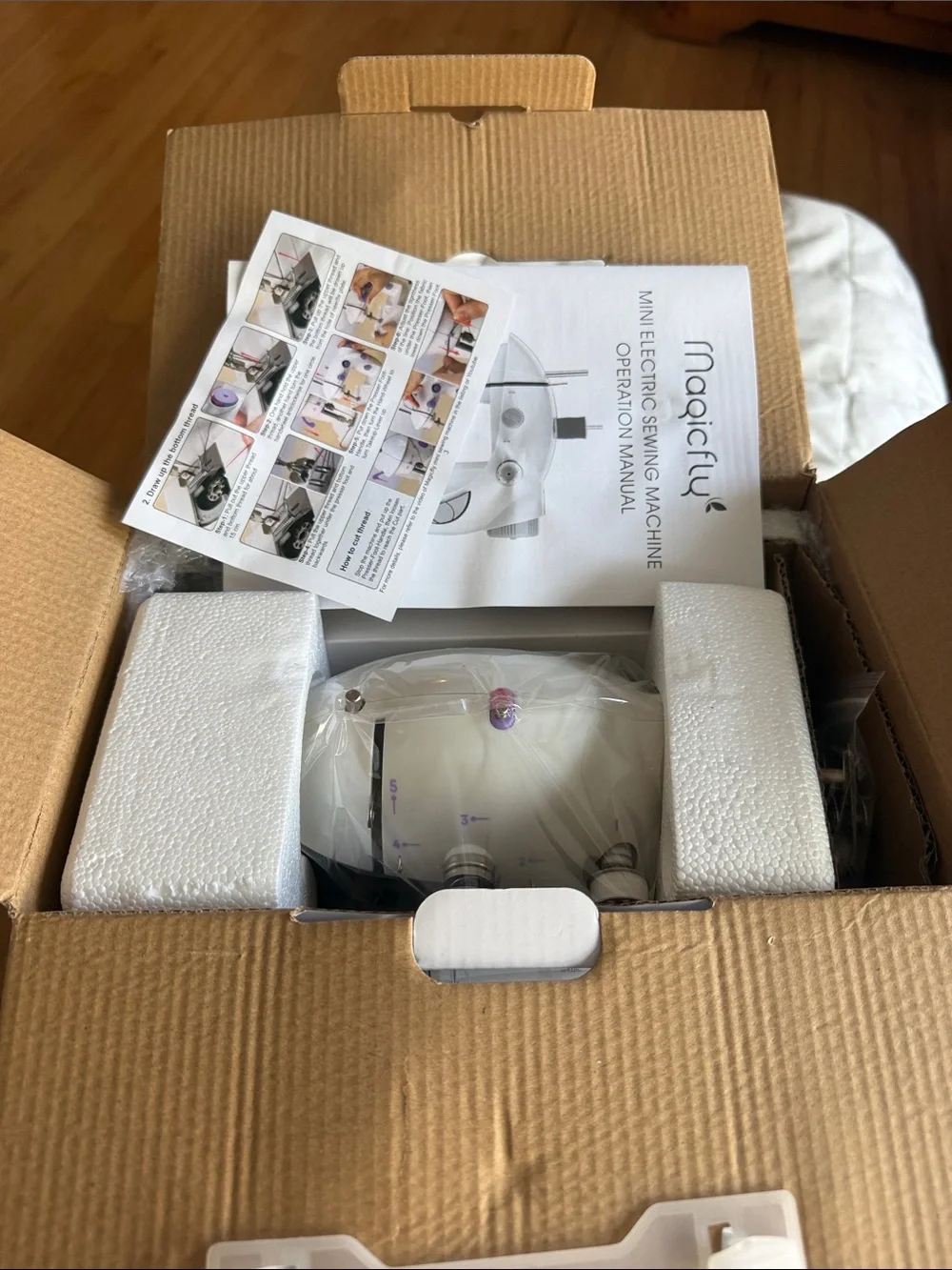 Mini Sewing Machine